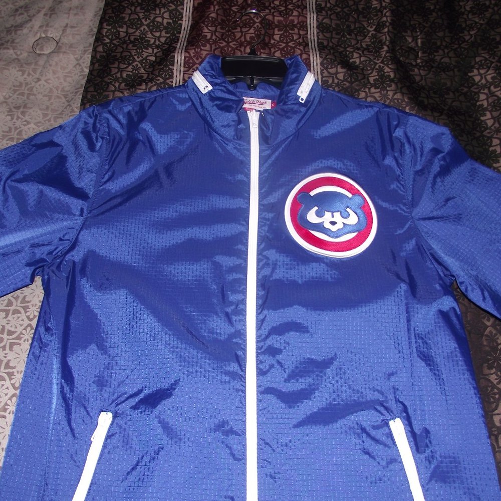 chicago cubs windbreaker / rain jacket with hood